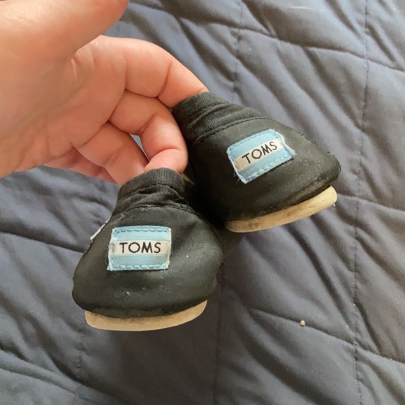 TOMS size 11. - Picture 2 of 2